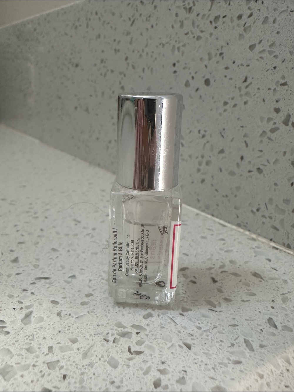 CLEAN Reserve Rollerball Fragrance in Sparkling Sugar - Mini Size 0.10 ML - Picture 2 of 9
